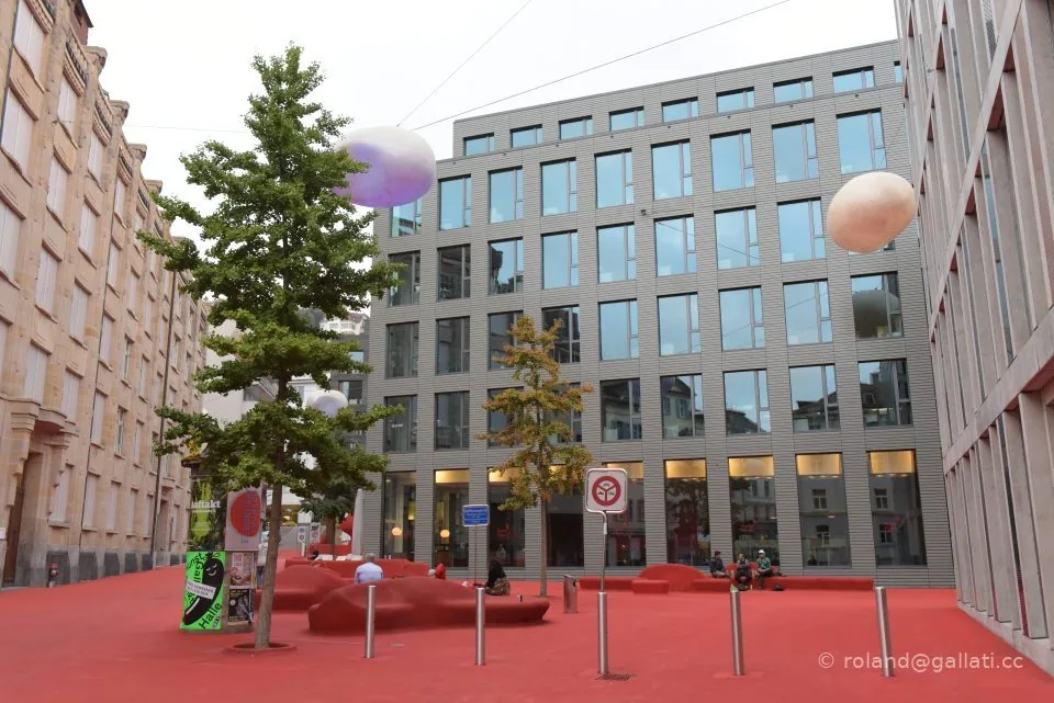 roter-Platz-2014.10.02-18-28-20.JPG
