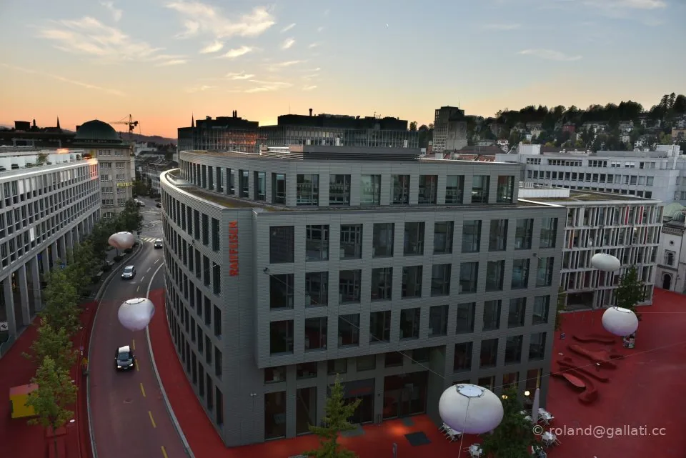 roter-Platz-2015.09.29-18-59-07.JPG